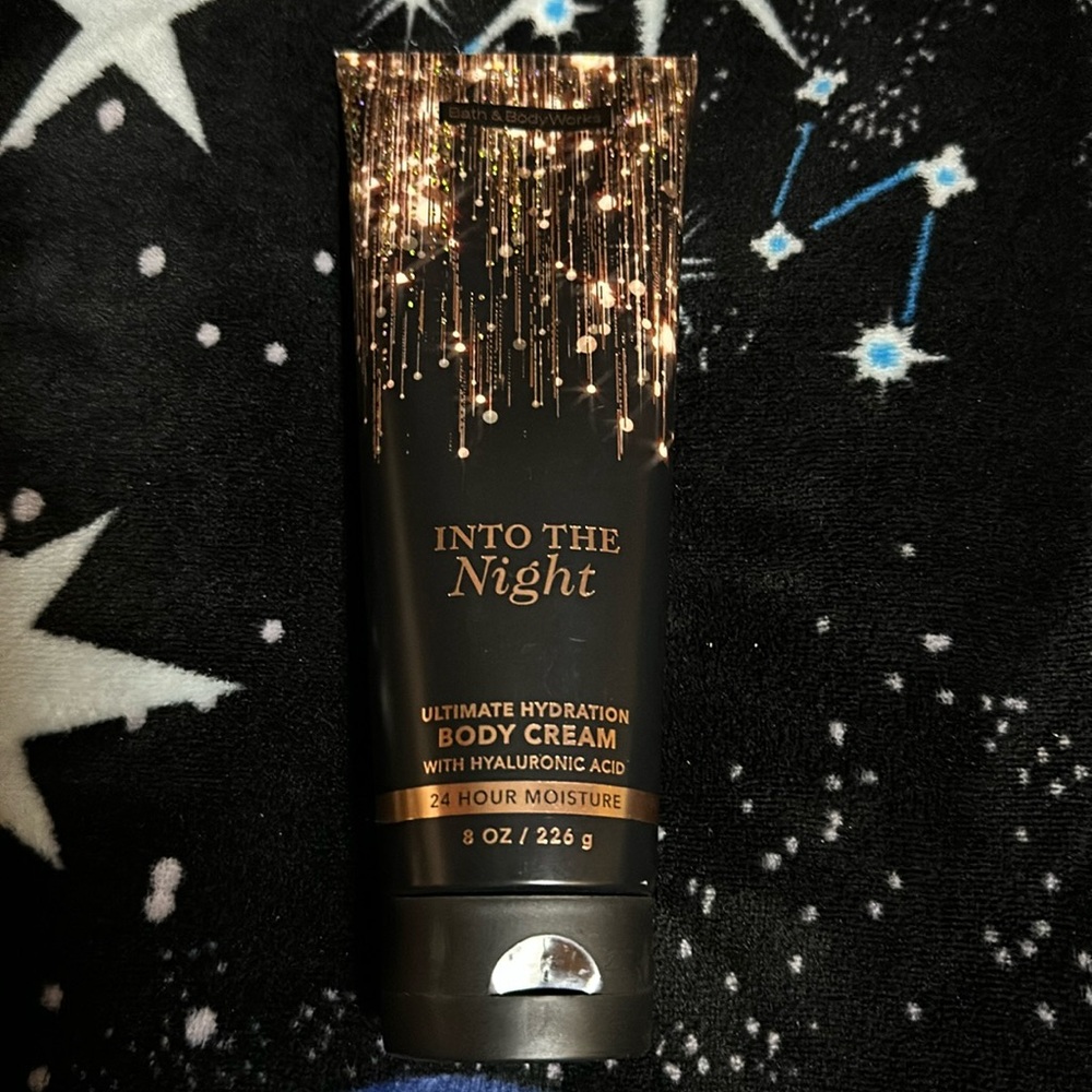 Bath & Body Works Into The Night Body Cream